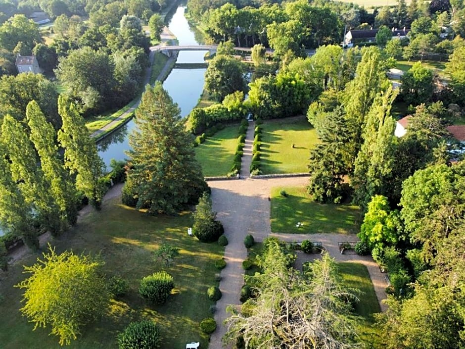 Maison Angulus Ridet