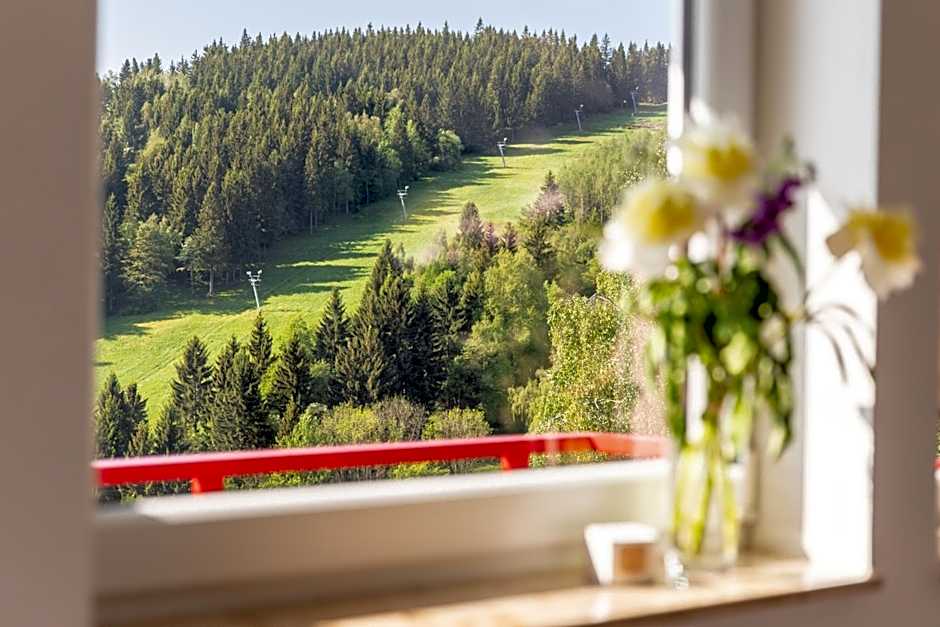 Apartmány nad Šlikovkou