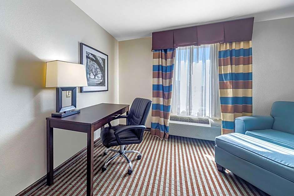 Comfort Inn & Suites Perry I-35