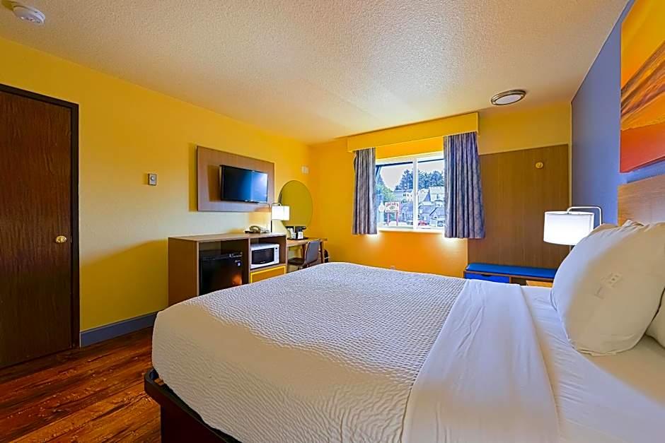 Coastal Inn by OYO Lincoln City - Oregon Coast Hwy