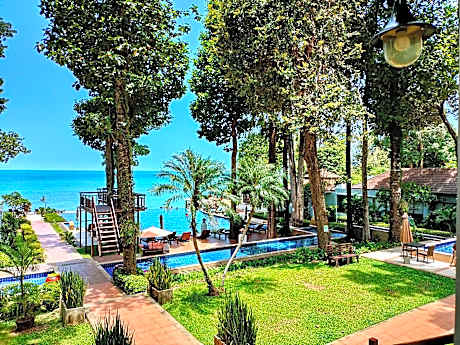 Chang Buri Resort & Koh Chang Hillside