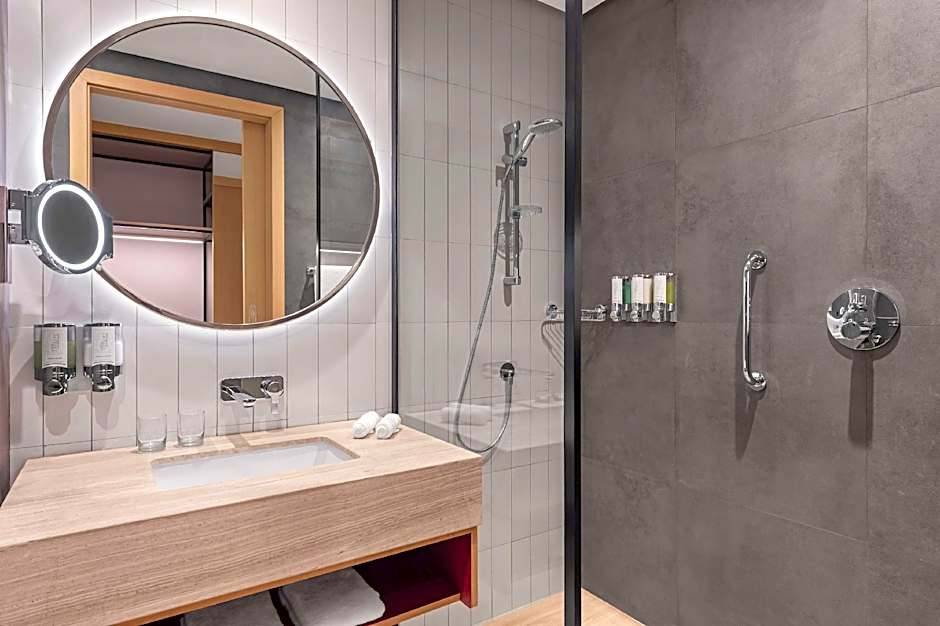 Hampton by Hilton Marjan Island