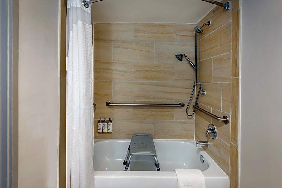 Holiday Inn Express Bensalem By IHG