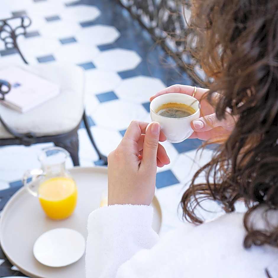 TIFLIS OPERA Aparthotel