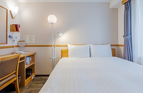 View Mini Double Non-Smoking, No Parking Included