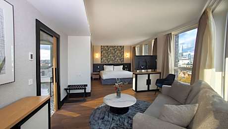 Junior Suite Sky View