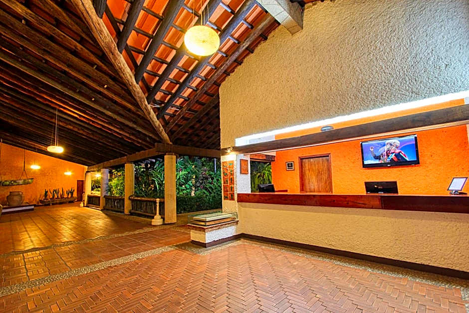 Hotel Ciudad Real Palenque