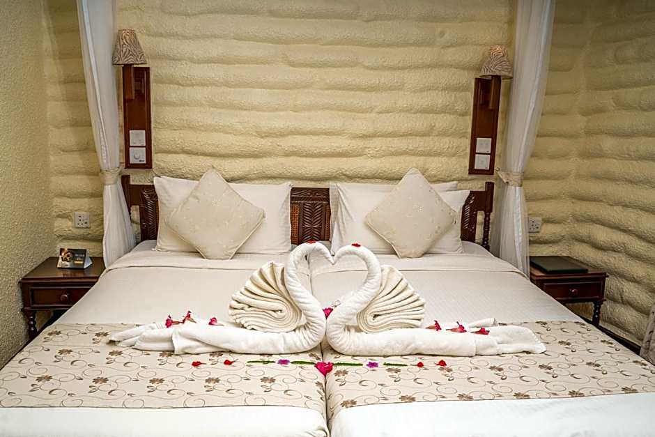 Salt Lick Safari Lodge