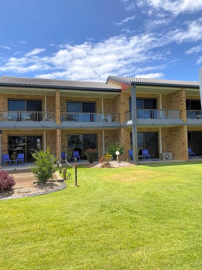 Bribie Waterways Motel