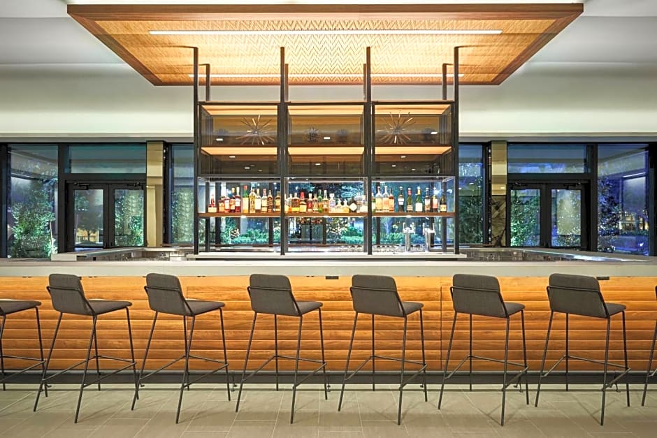 AC Hotel by Marriott Tampa Airport