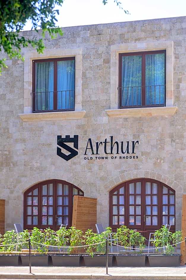 Arthur Suites in Old Town