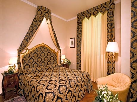 Executive Double Room with Spa Access