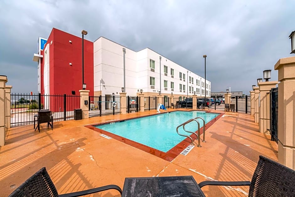 Motel 6-Laredo, TX - Airport