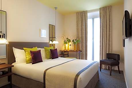Adjoining Rooms