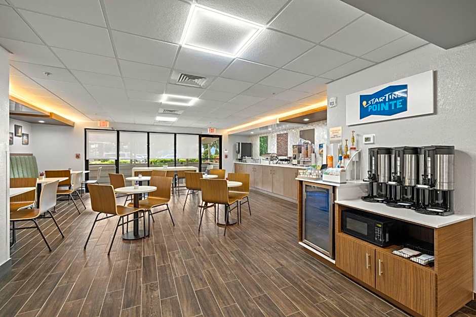 Clarion Pointe Lakeland I-4