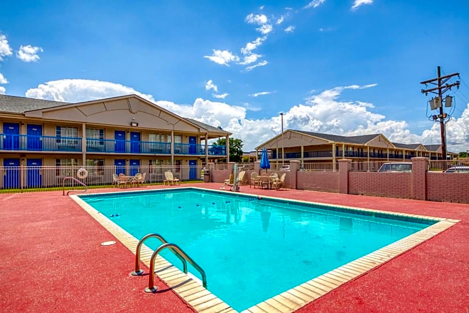 OYO Hotel Baton Rouge East I-12 Louisiana