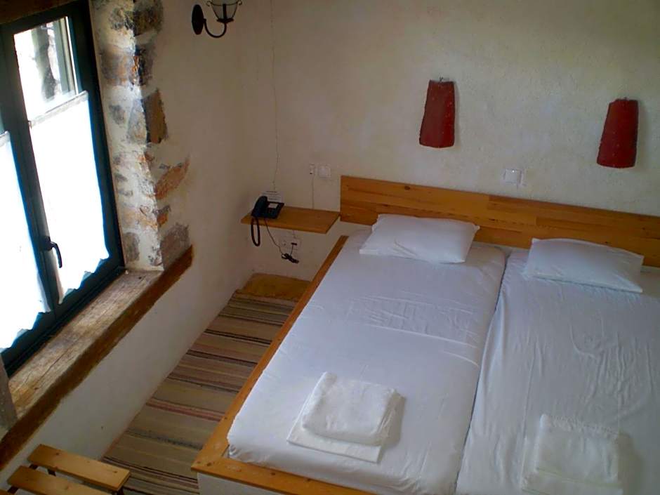 Arachovitika Kalivia