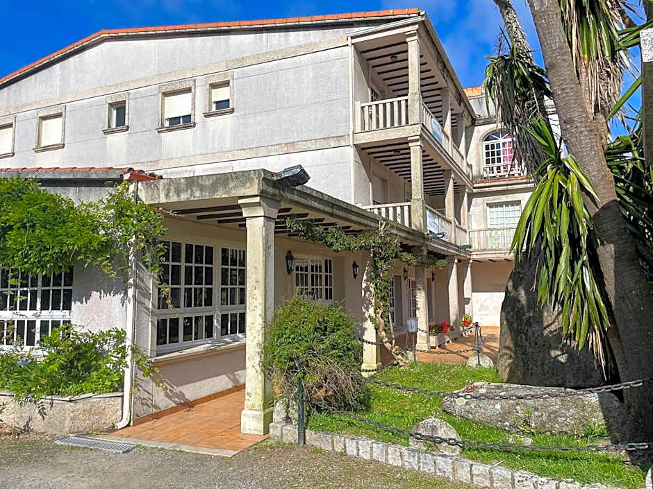 Apartamentos Revo Salinas 3000