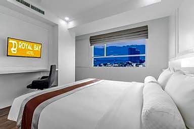 Royal Bay Hotel Makassar