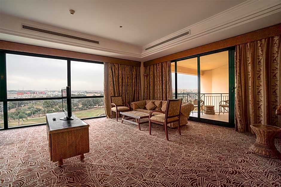 Hilton Pyramids Golf