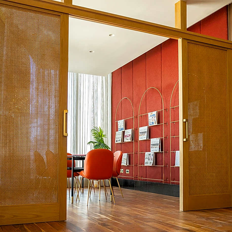 The House Hotel Al Khiran