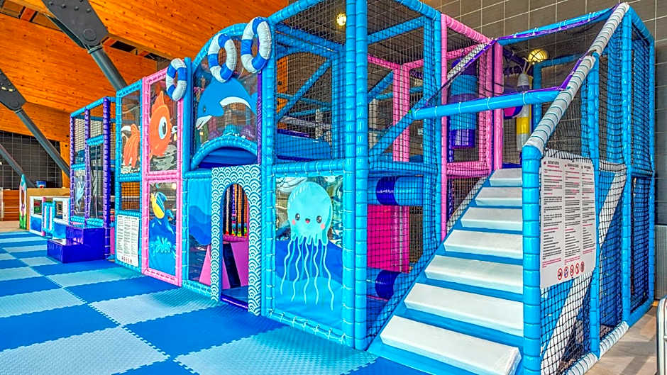 Hotel AquaCity Riverside