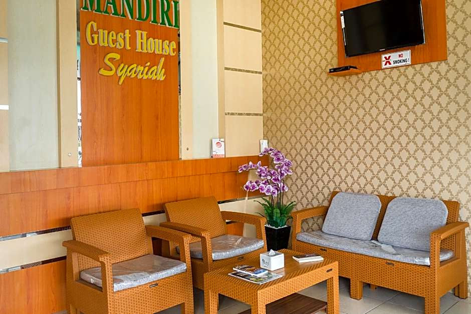 Hotel O Mandiri Guest House Syariah