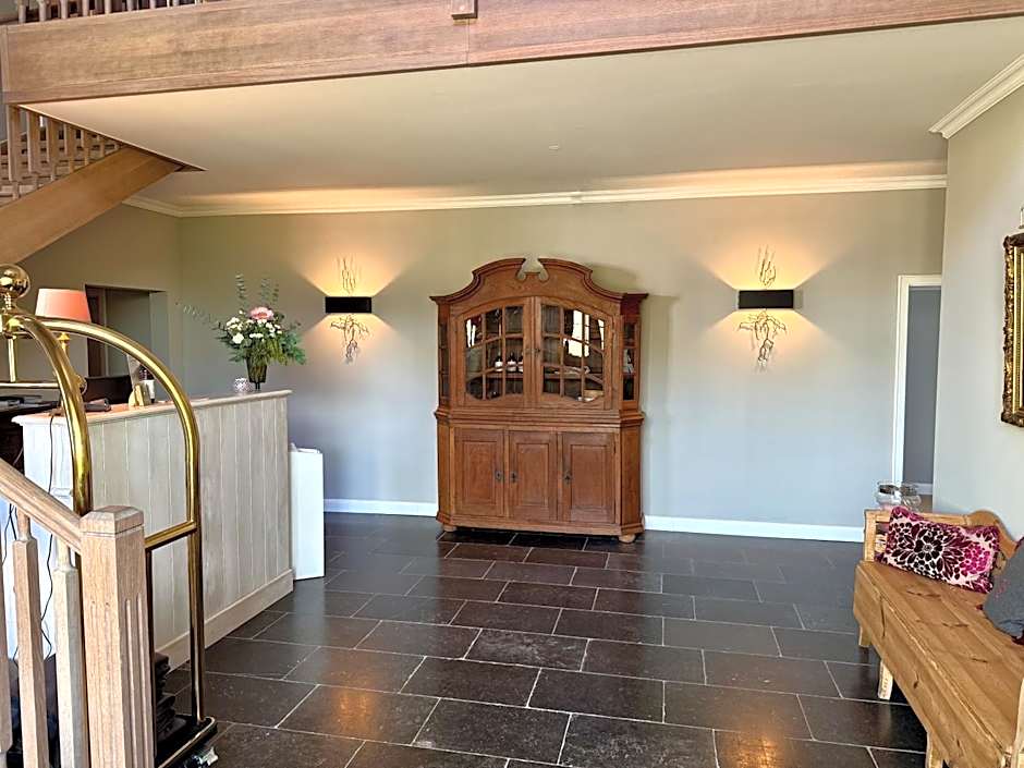 THERESET Schloss Groß Plasten