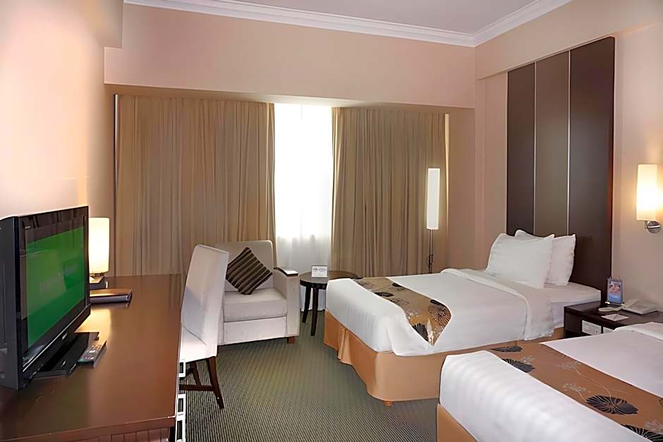 Emerald Garden Hotel