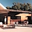 Luna Minoica Suites and Apartments