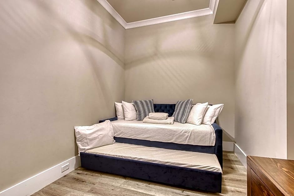New Hotel Collection Smoky Mountains