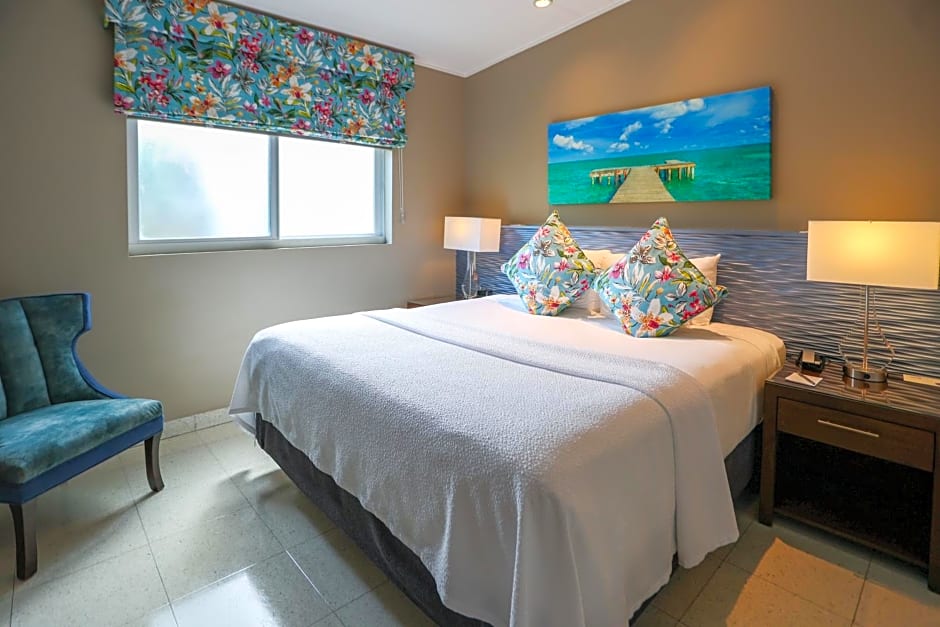 Orchid Key Inn-Adult Only