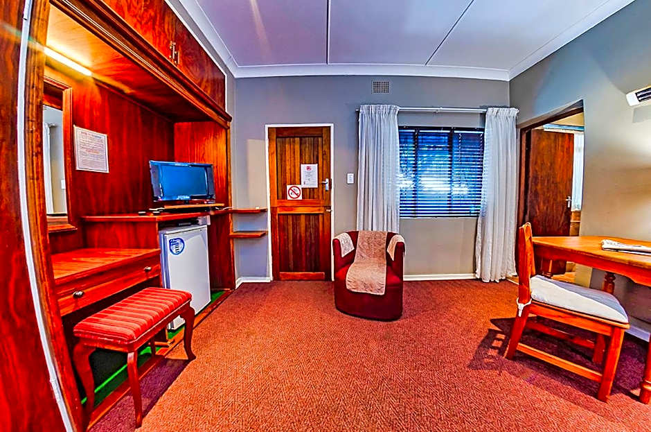 Amper Bo Guest House