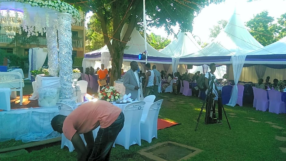 Royal Lake View Gardens