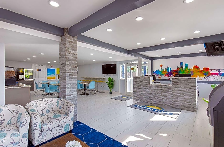 Days Inn by Wyndham Knoxville North