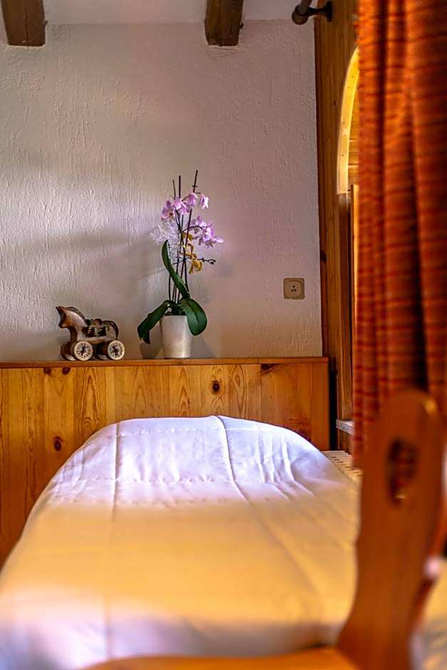 Hotel & Restaurant Perret - Mountain People