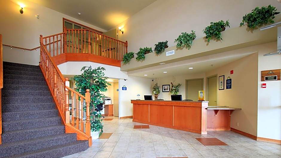 Days Inn & Suites by Wyndham Thompson