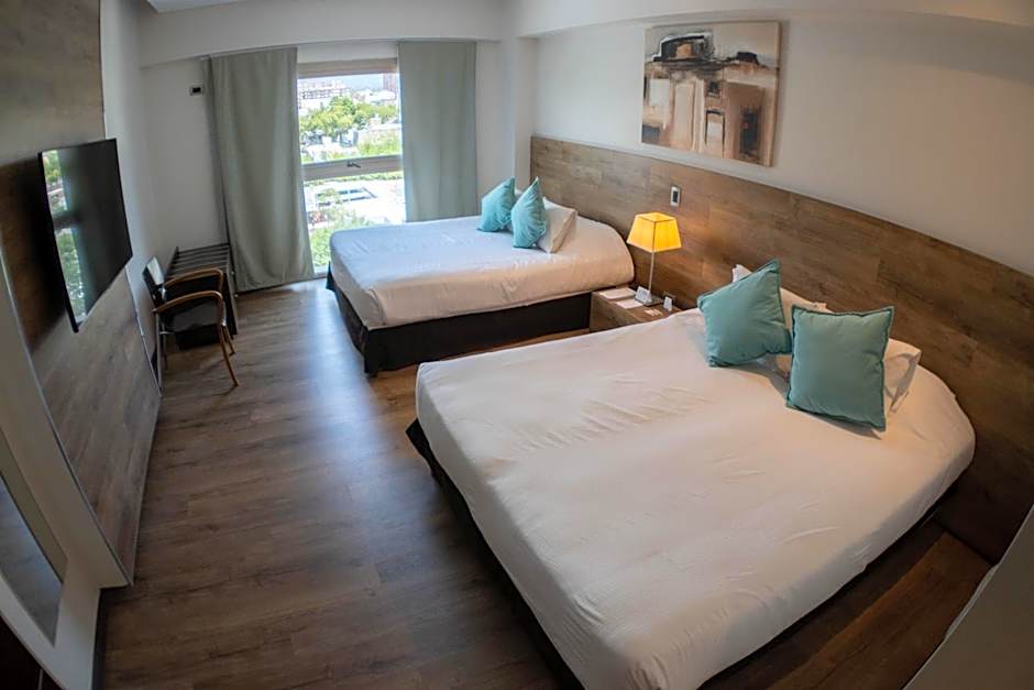 Photo 1 of 1 of Executive 1 King Bed