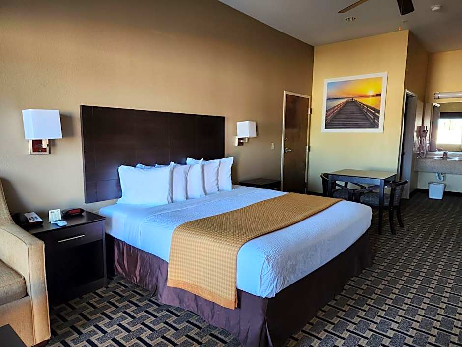 Days Inn by Wyndham Baytown East