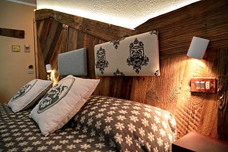 Large Double Room