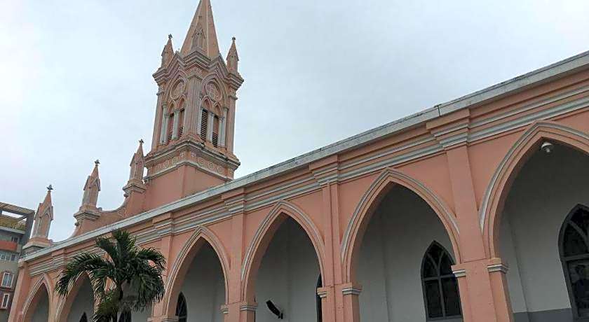 Whale Ocean View Hotel