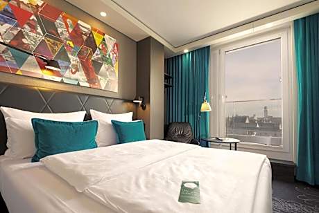 Single Room with Balcony