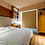 V8 Ziyuangang Hotel