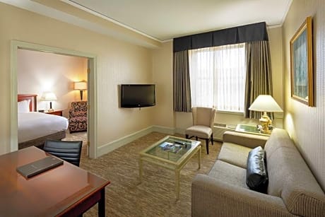 hilton cincinnati netherland plaza travel weekly