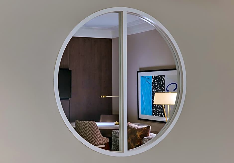 Hotel Crescent Court
