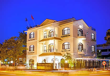 Garco Dragon Hotel