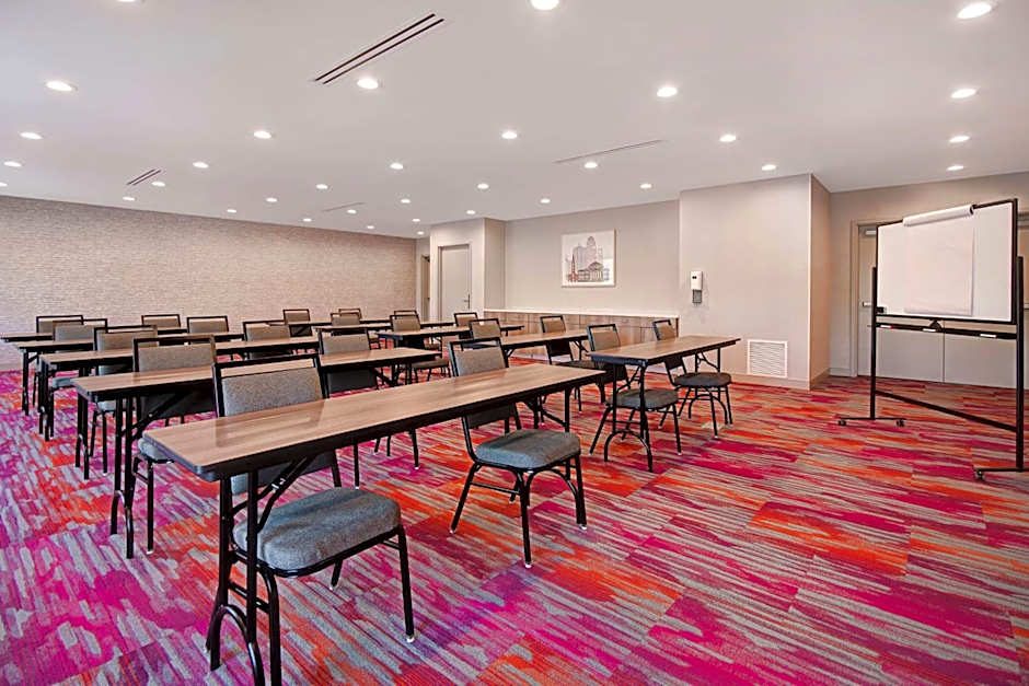 Home2 Suites by Hilton Shepherdsville Louisville South