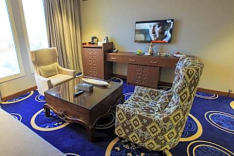 Business Suite
