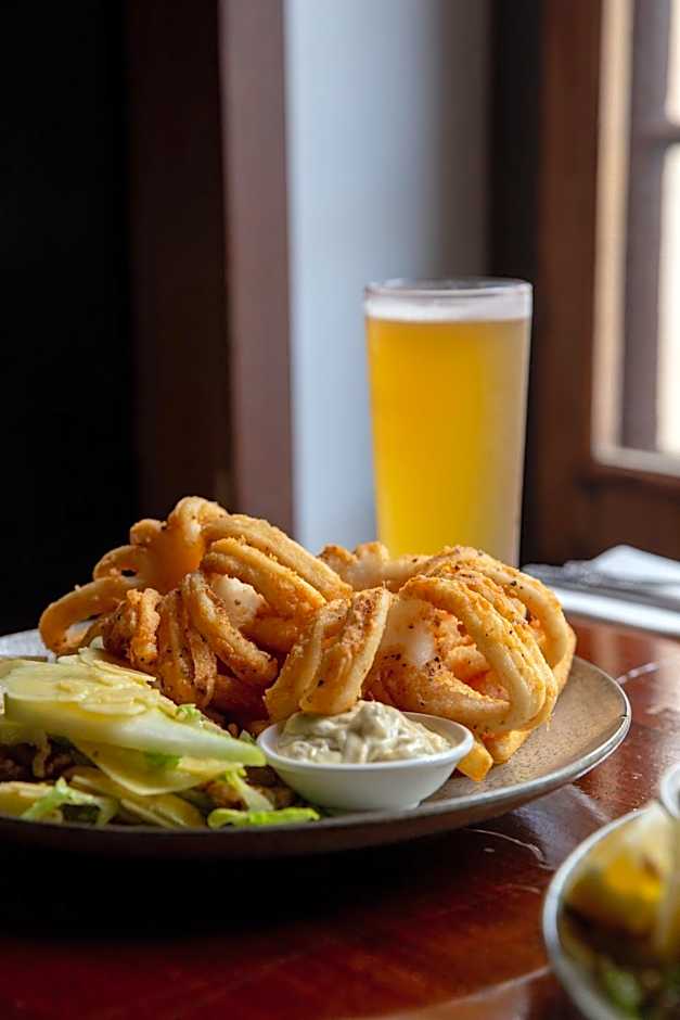 Caledonian Inn