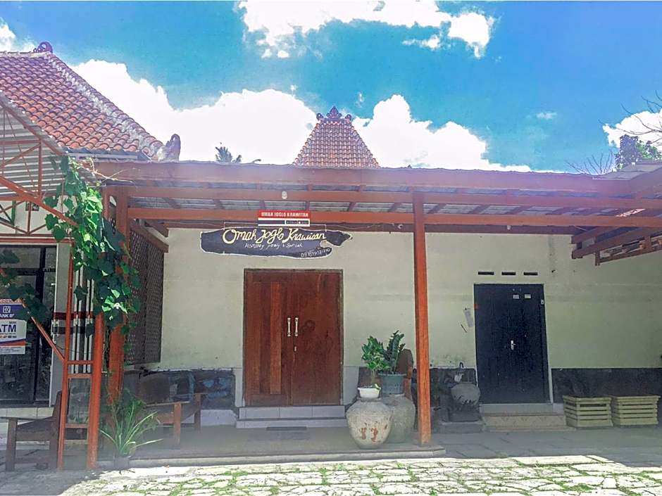 OYO 1368 Omah Joglo Krawitan – Yogyakarta, MN